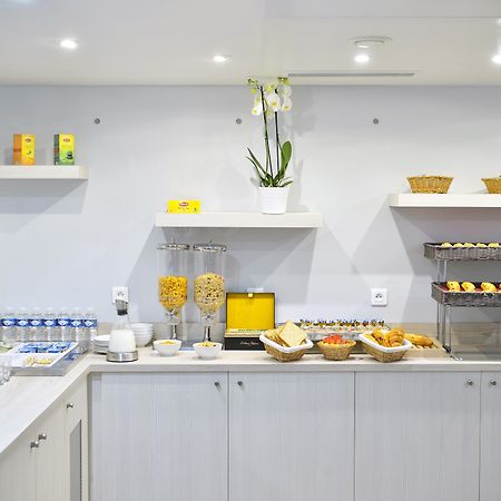 Hotel Eugenie Paris Luaran gambar