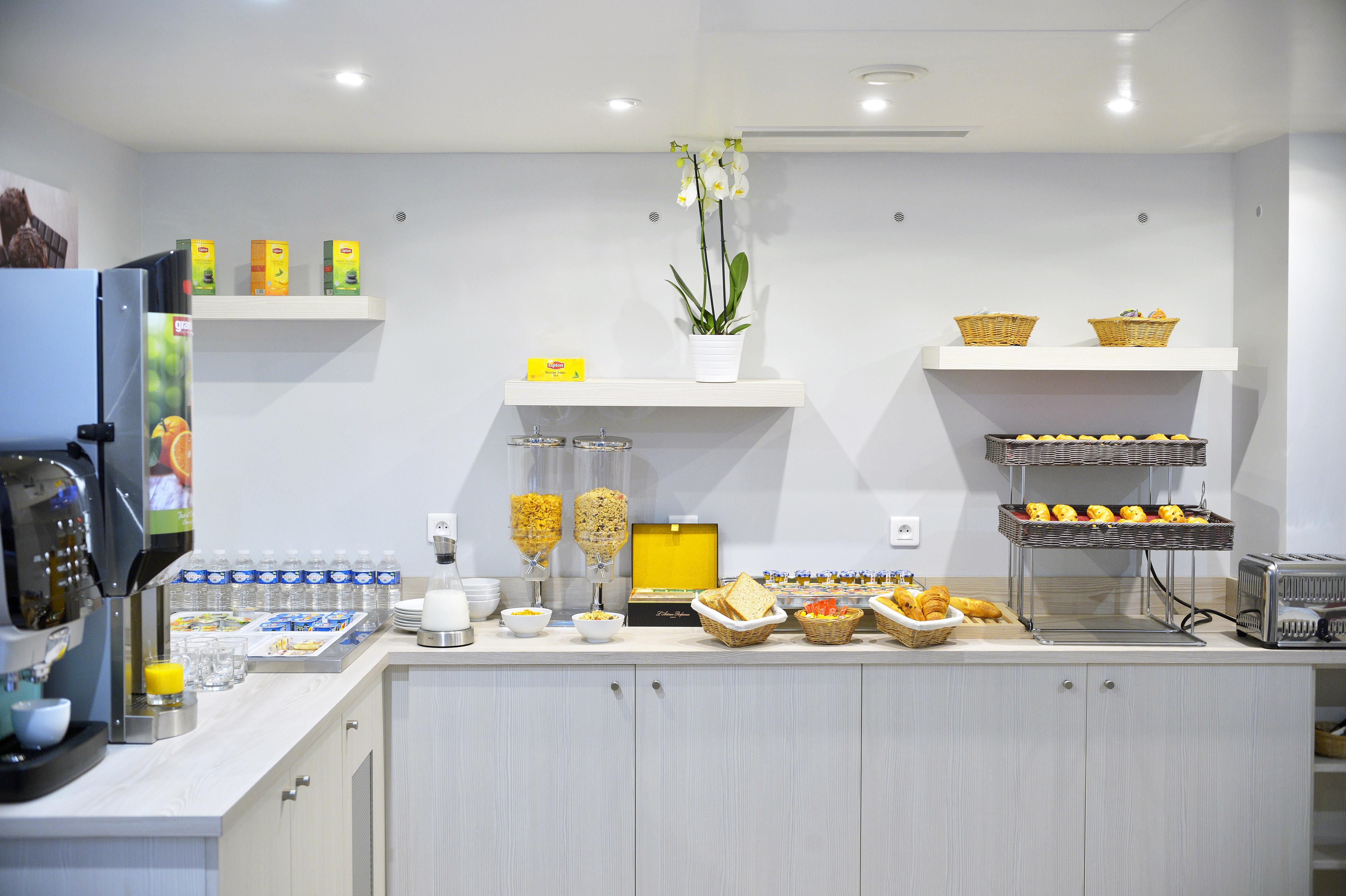 Hotel Eugenie Paris Luaran gambar